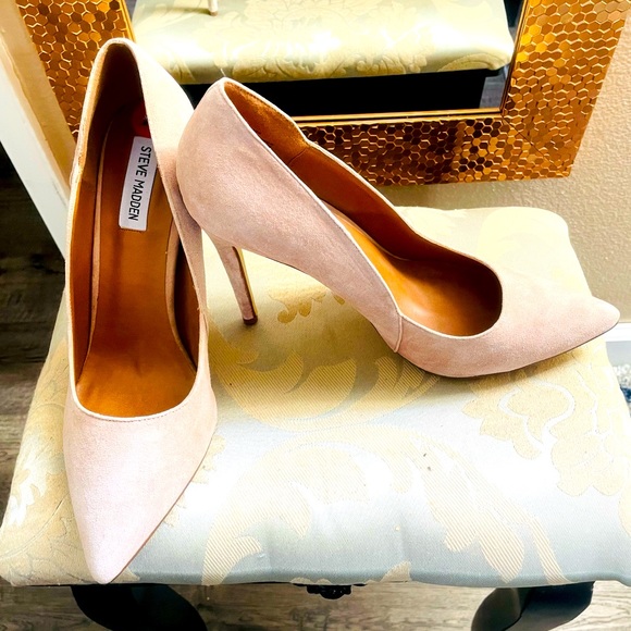 Steve Madden Shoes - Steve Madden Camel /Tan Stiletto Size 10 High Heel Stiletto Close Toe Party Date